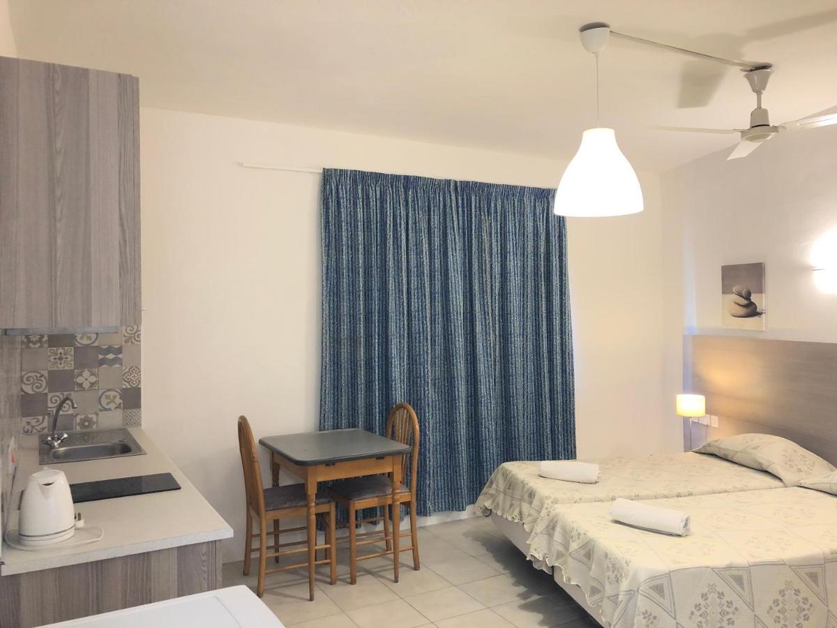 Porto Del Sol Guesthouse Wardija Exteriör bild